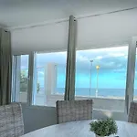 Del Mar. Sol, Calma Y Relax En El Centro كاليتا ذي فوستي